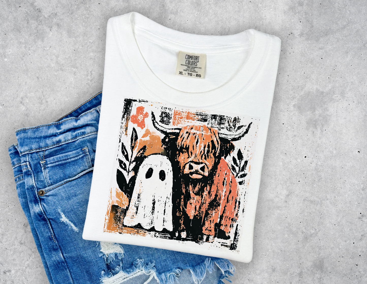 Boo & Moo - Funny Halloween T-Shirt